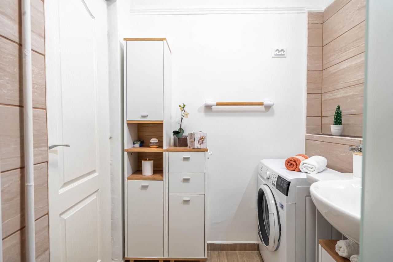Pastelle Apartment With Own Parking Place ブダペスト エクステリア 写真