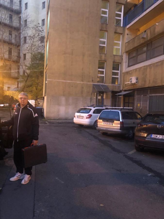 Pastelle Apartment With Own Parking Place ブダペスト エクステリア 写真
